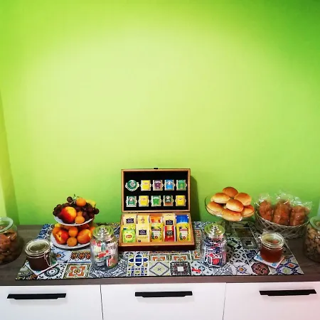 Guglielmo's House فندق مبيت وإفطار